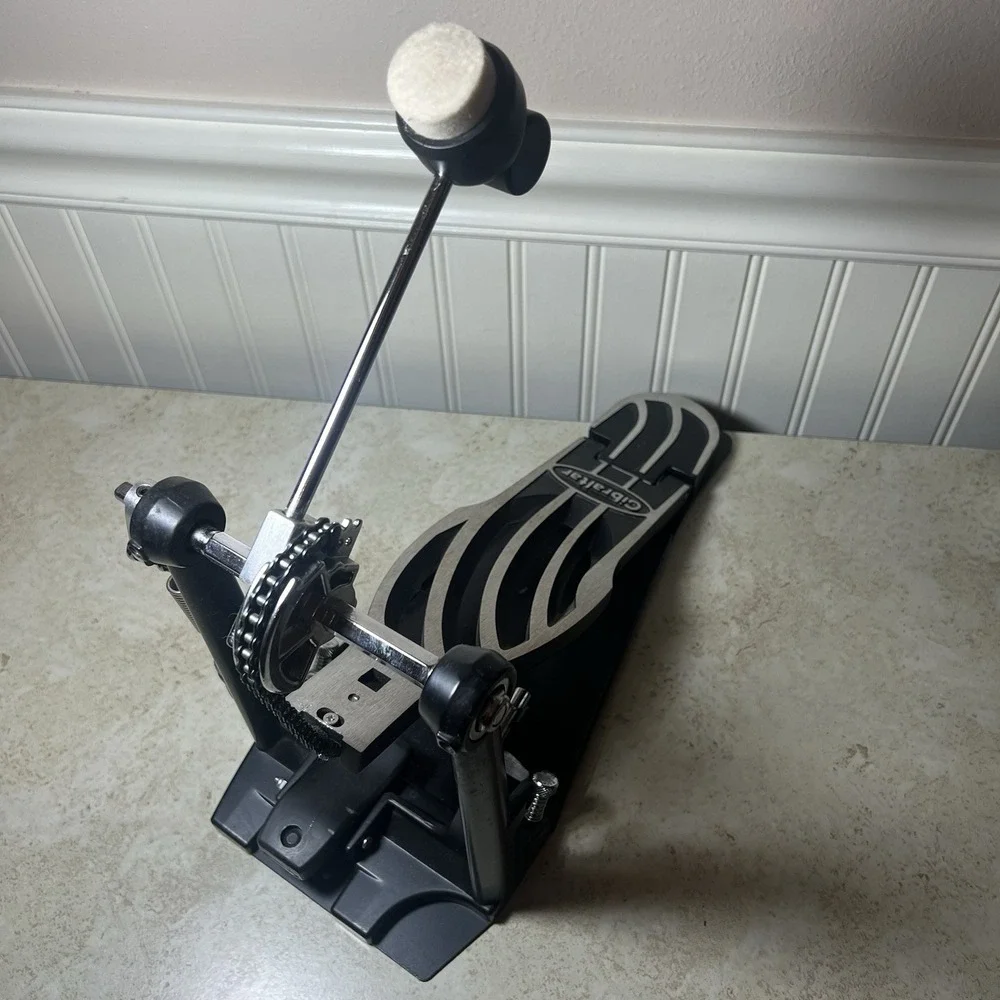 Gibraltar 5611 Prowler Single Chain Drive Bass Drum Kick Pedal - Fast Response